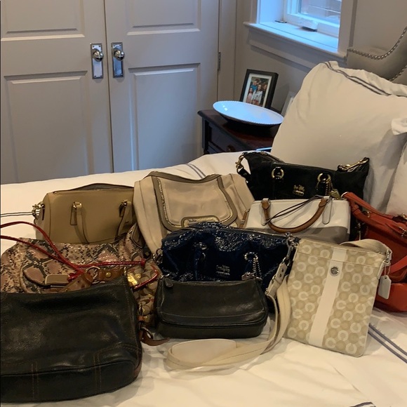 Collection of coach bags - Picture 1 of 10